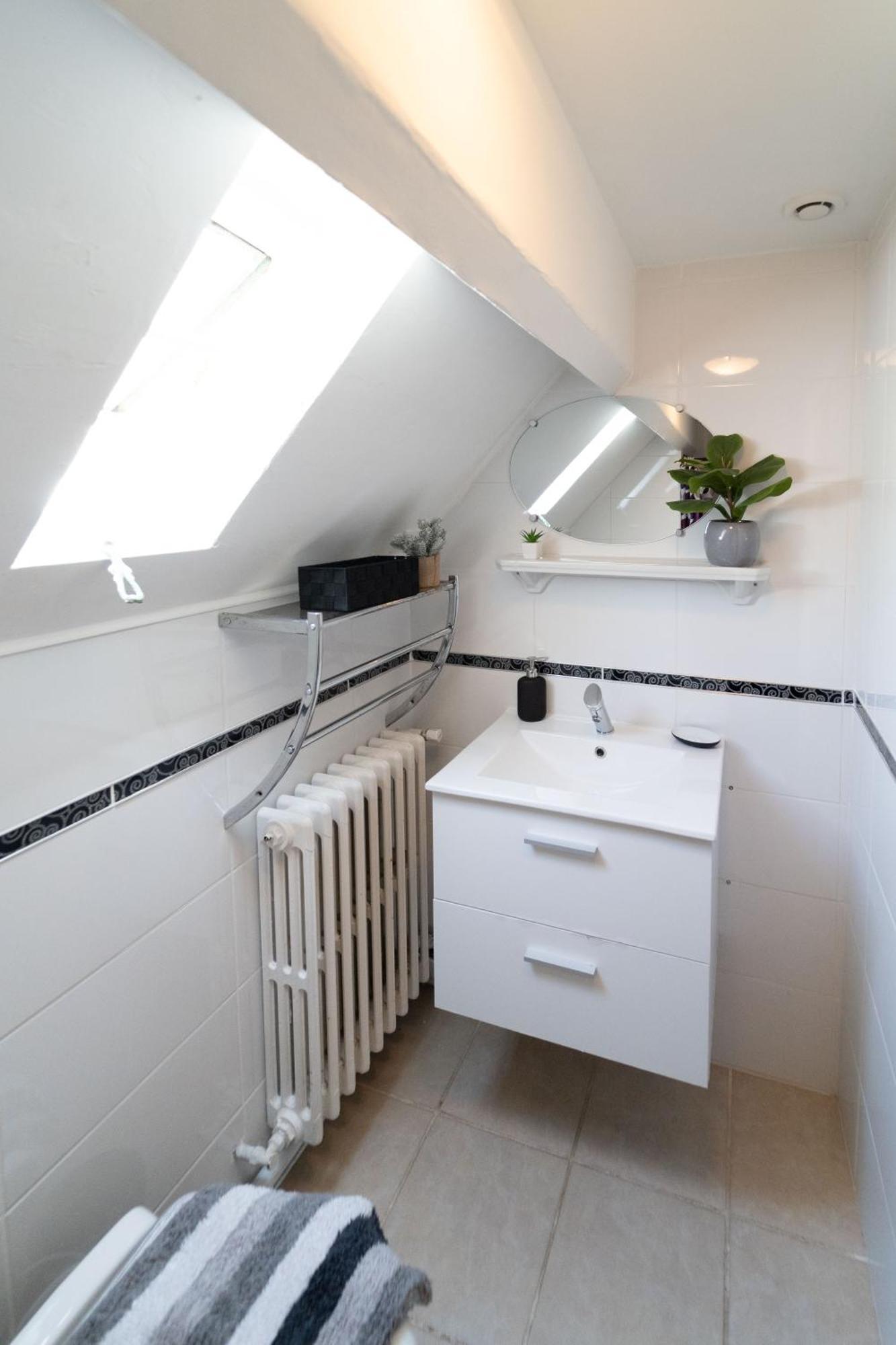 Appart 4 Chambres Parking Voitures Velos 10Min Blois Bagian luar foto