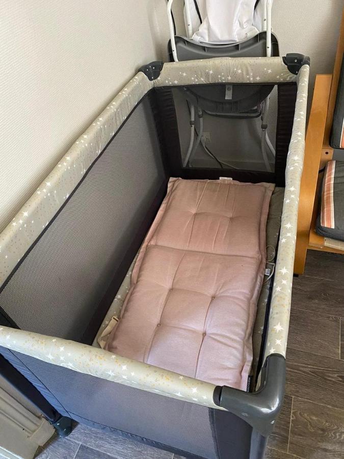 Appart 4 Chambres Parking Voitures Velos 10Min Blois Bagian luar foto