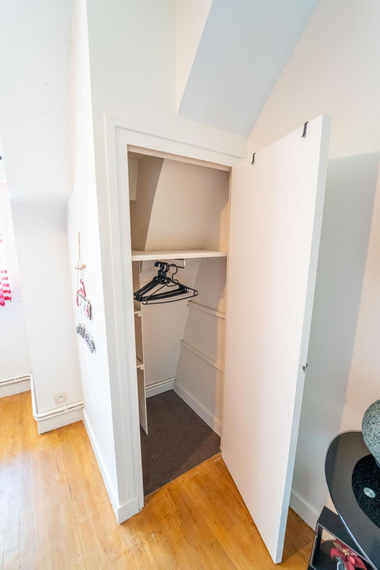 Appart 4 Chambres Parking Voitures Velos 10Min Blois Bagian luar foto