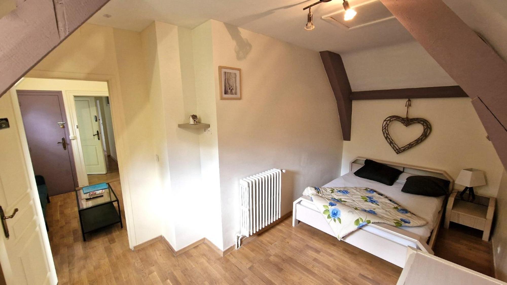 Appart 4 Chambres Parking Voitures Velos 10Min Blois Bagian luar foto